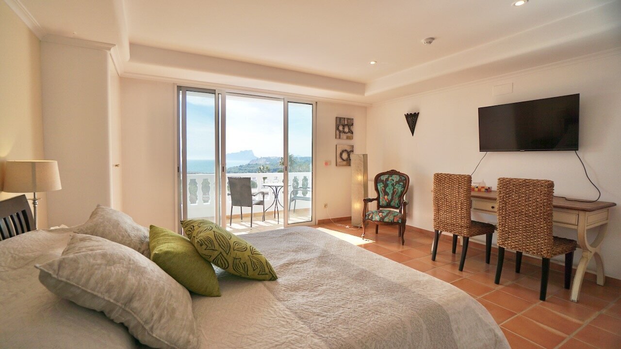 H-1964-AMBE Villa for sale in Moraira - 67.jpeg