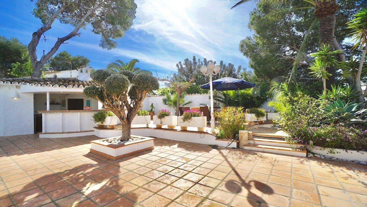 H-1964-AMBE Villa for sale in Moraira - 10.jpeg