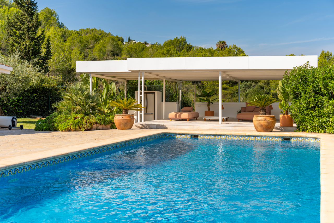 chanelli- pergola swimming pool (7) groot.png