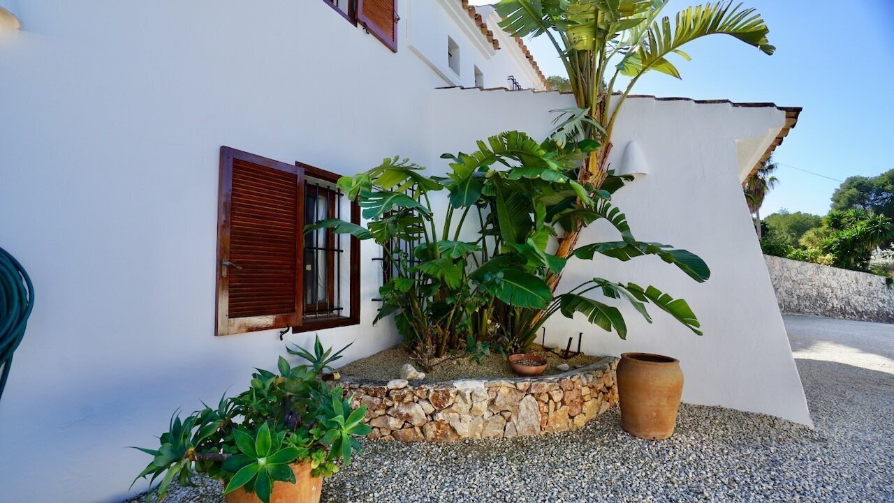 H-1963-AMBE First Sea Line Villa in Moraira - 38.jpeg