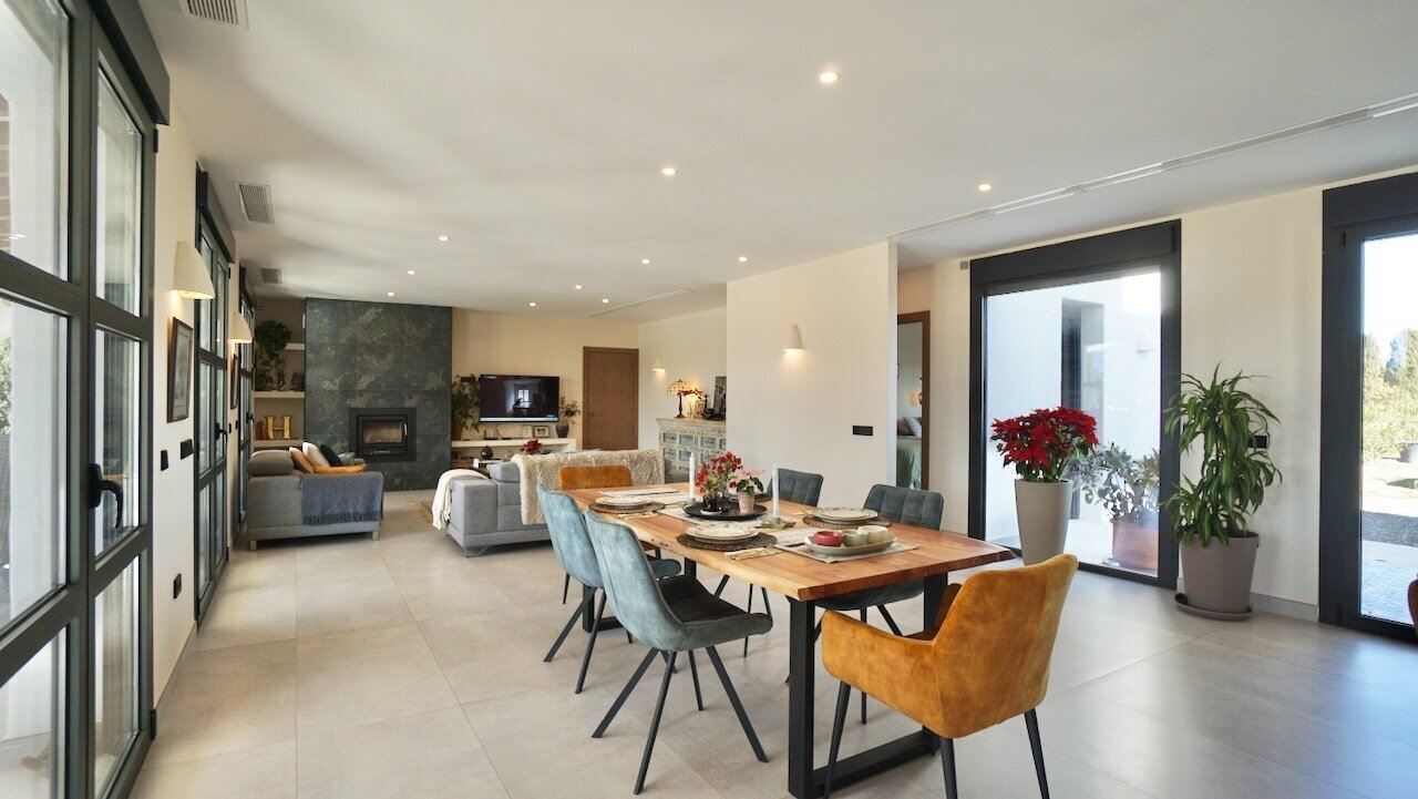 F-1956-AMBE - 40.jpeg