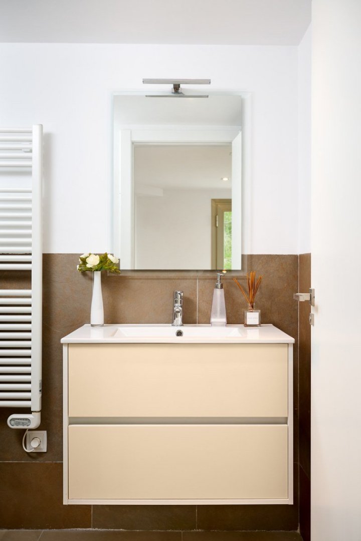 54  sona_800x1200.JPG