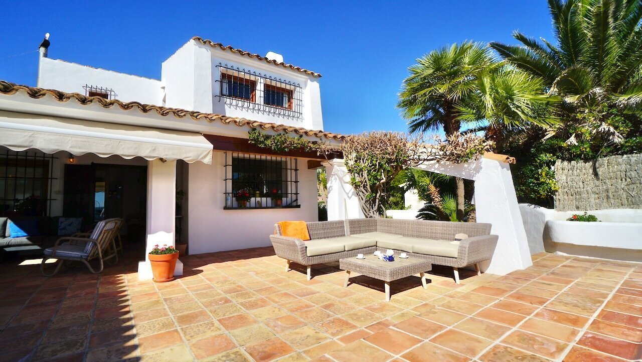 H-1963-AMBE First Sea Line Villa in Moraira - 13.jpeg