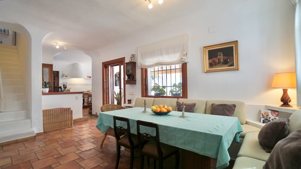 H-1963-AMBE First Sea Line Villa in Moraira - 60.jpeg