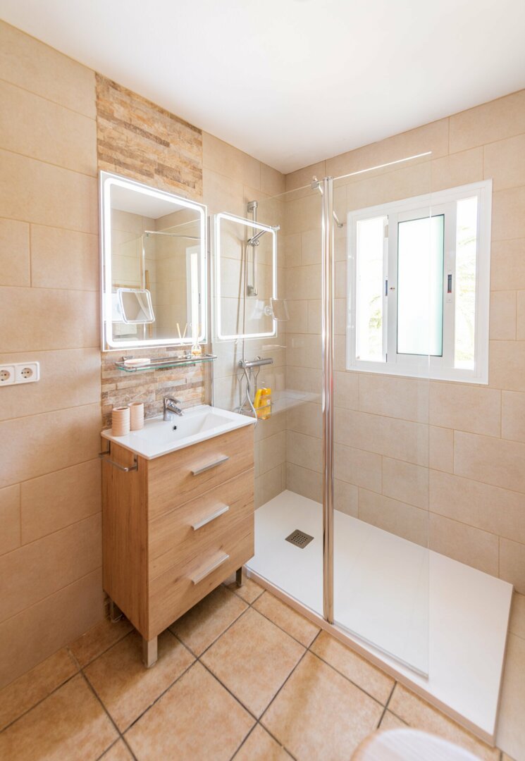 Badkamer nieuw (2).jpg