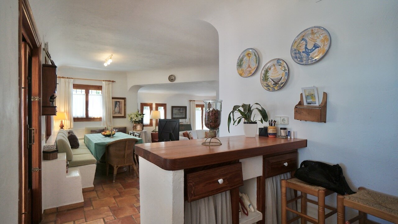 H-1963-AMBE First Sea Line Villa in Moraira - 9.jpeg