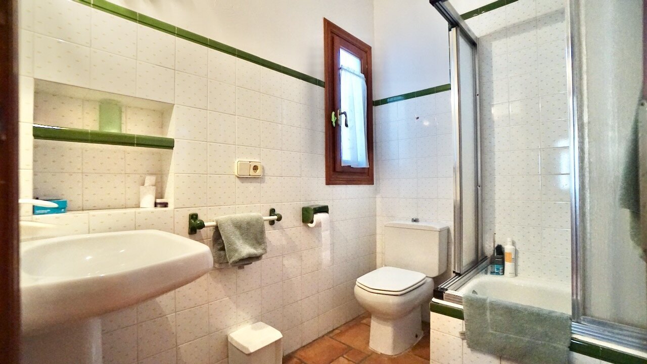 H-1963-AMBE First Sea Line Villa in Moraira - 29.jpeg