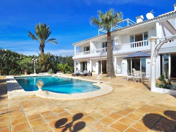 H-1964-AMBE Villa for sale in Moraira - 15.jpeg