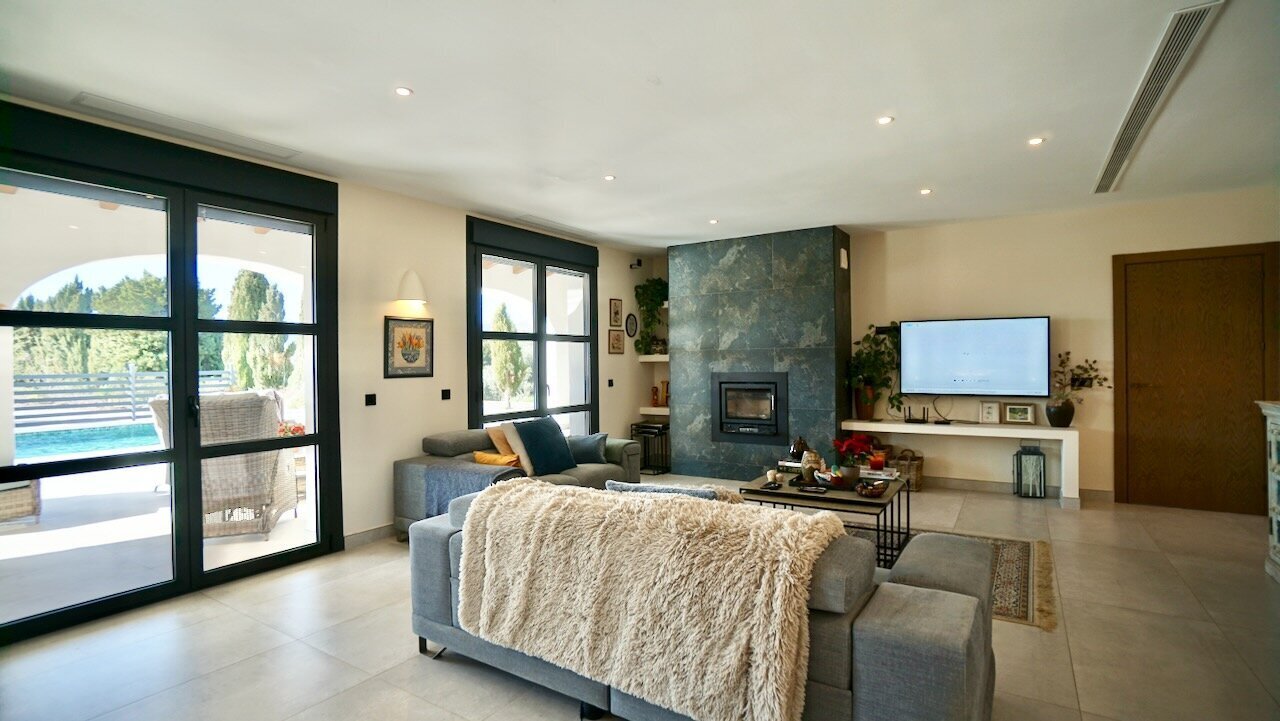 F-1956-AMBE - 50.jpeg