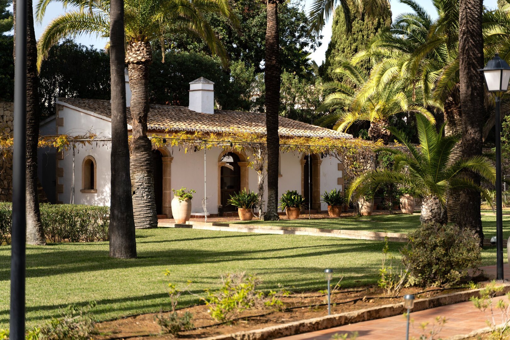 KV111V-La Lluca-Almacén (3).jpg