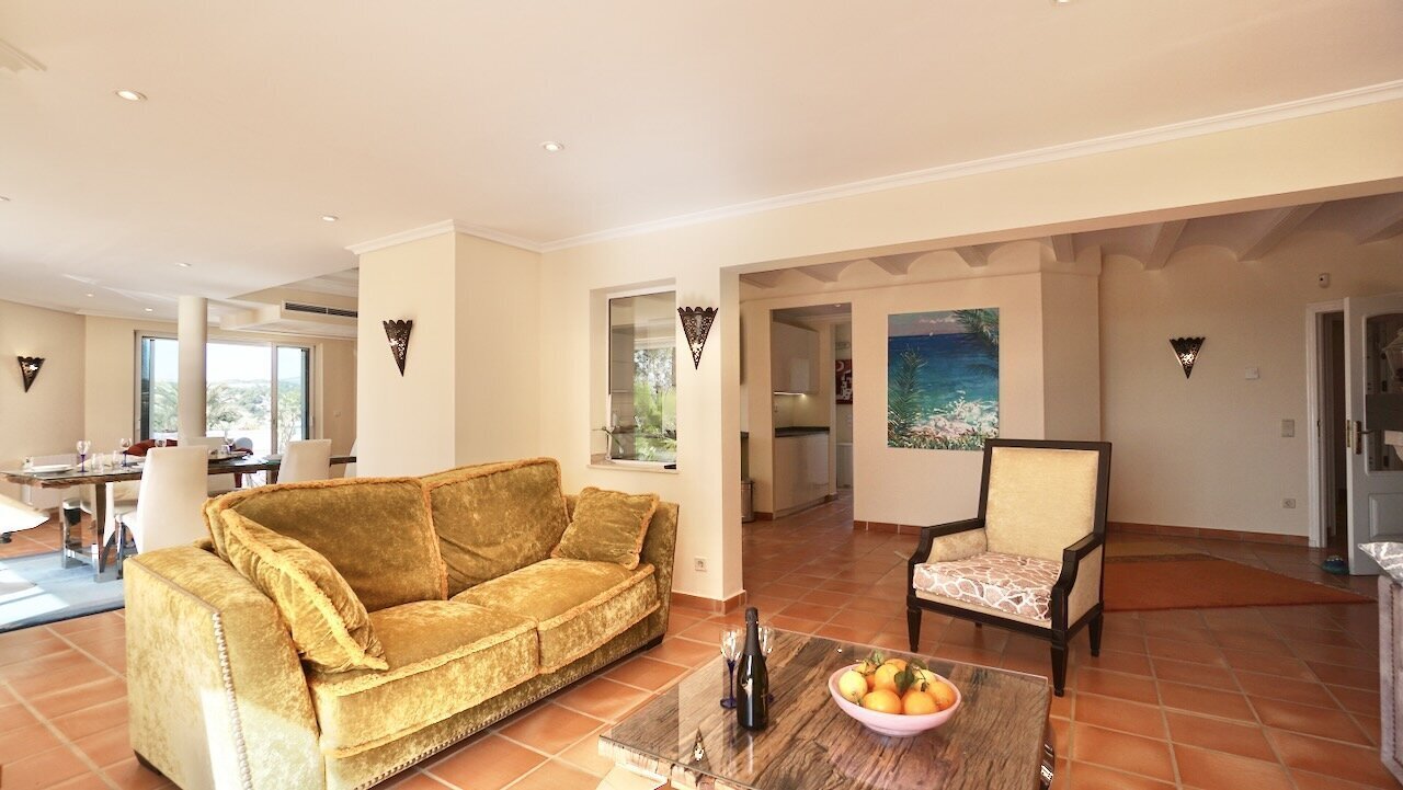 H-1964-AMBE Villa for sale in Moraira - 38.jpeg