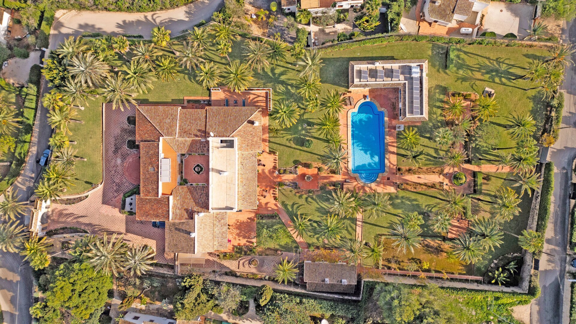 KV111V-La Lluca-Vista aérea (7) edit.jpg