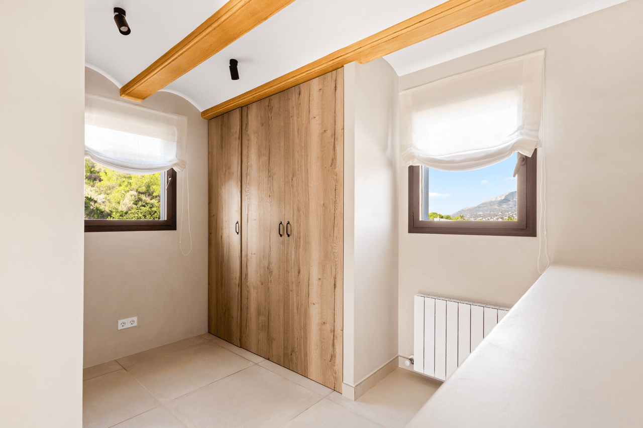 chanelli- master bedroom (21) groot.png