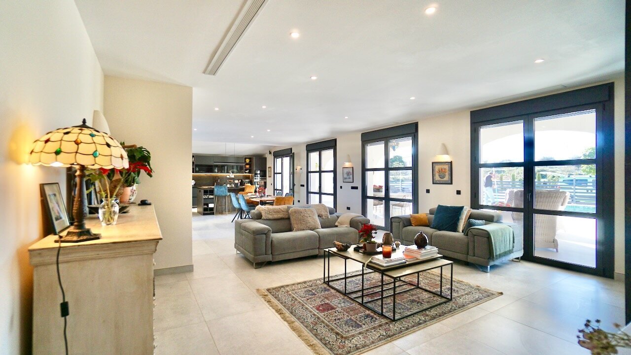 F-1956-AMBE - 36.jpeg