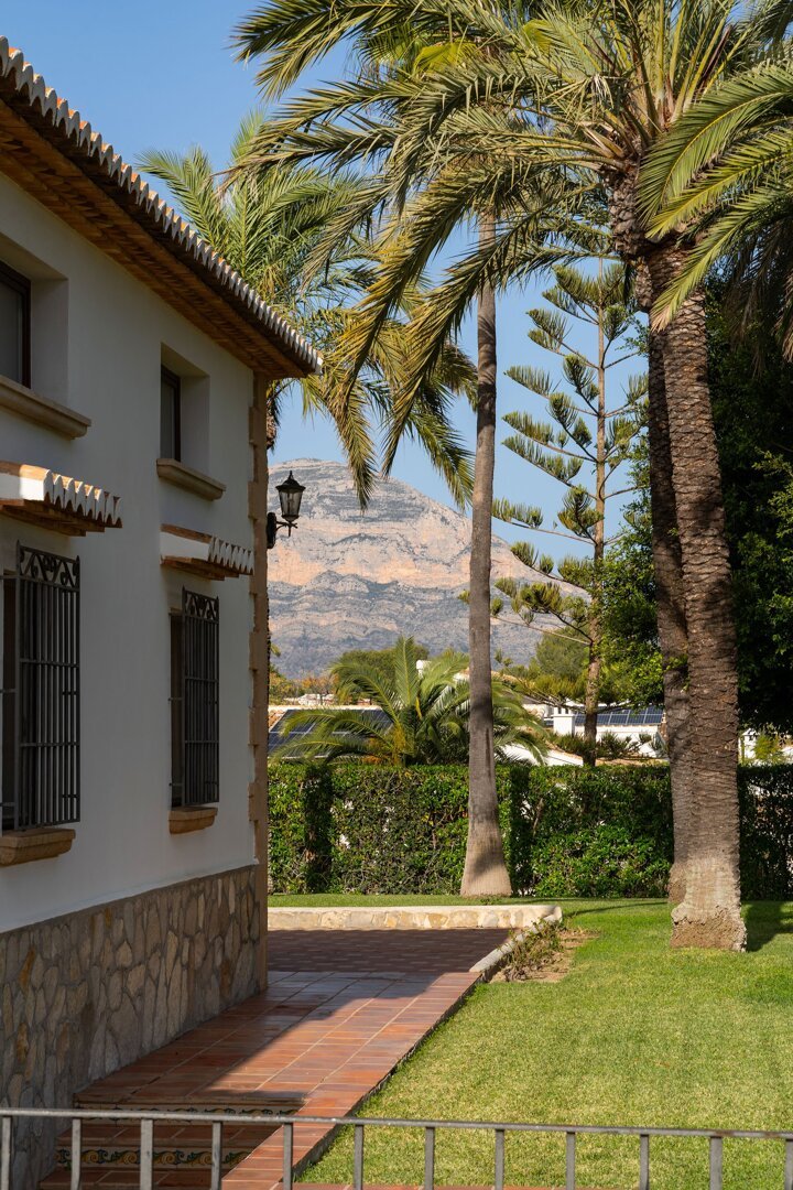 KV111V-La Lluca-Jardines (6).jpg