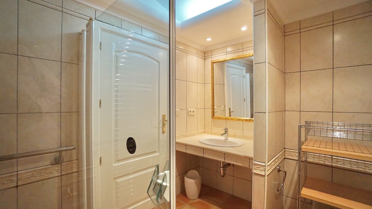 H-1964-AMBE Villa for sale in Moraira - 32.jpeg