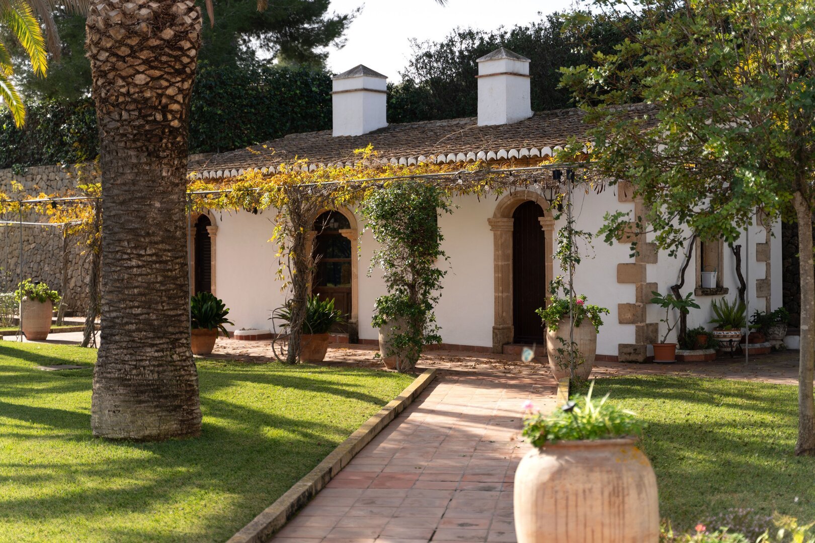 KV111V-La Lluca-Almacén (2).jpg